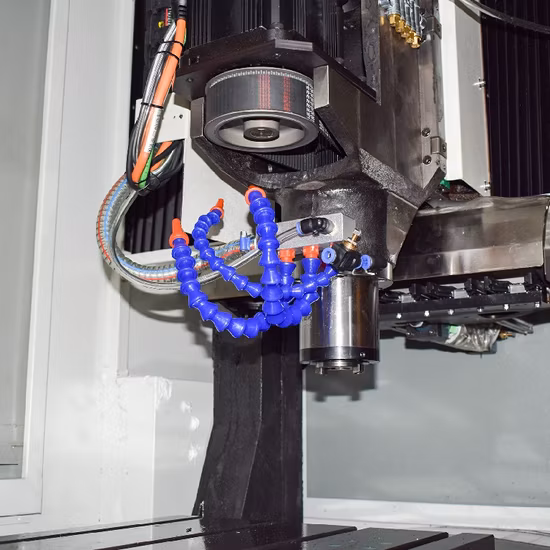 Mecanizado CNC Centro de máquinas taladradora y roscadora de fábrica de China CNC